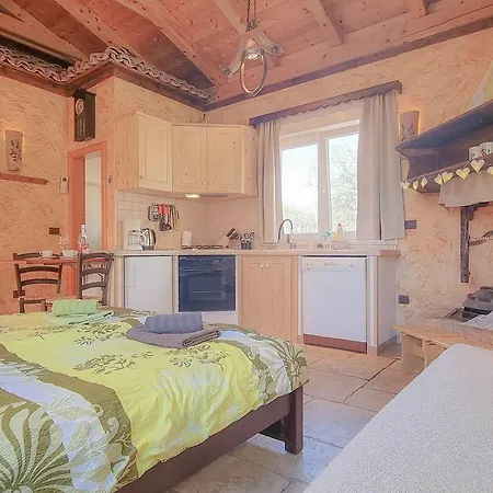 Апартаменты Mediterranes Studio-apartment Mit Liegewiese, Grillbereich Und Hundefreundlich